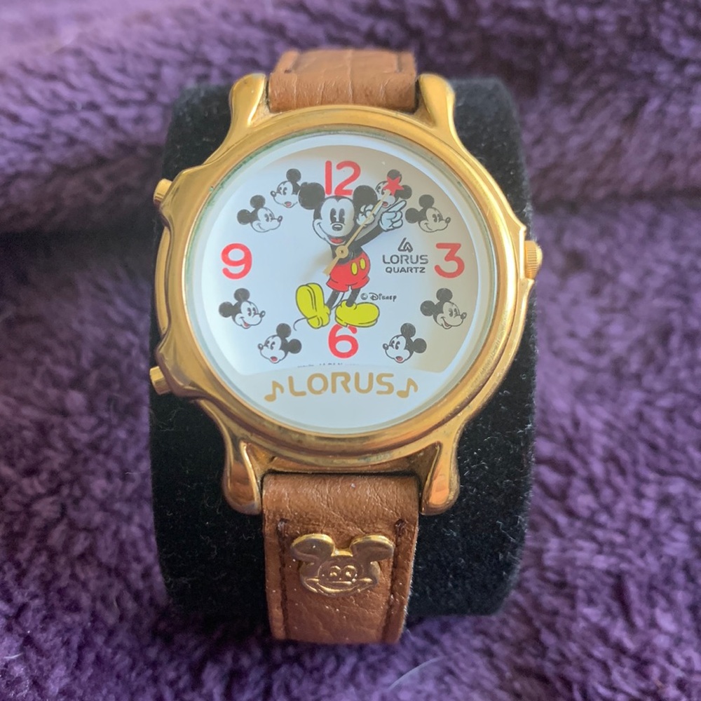 Lorus musical Mikey Mouse watch